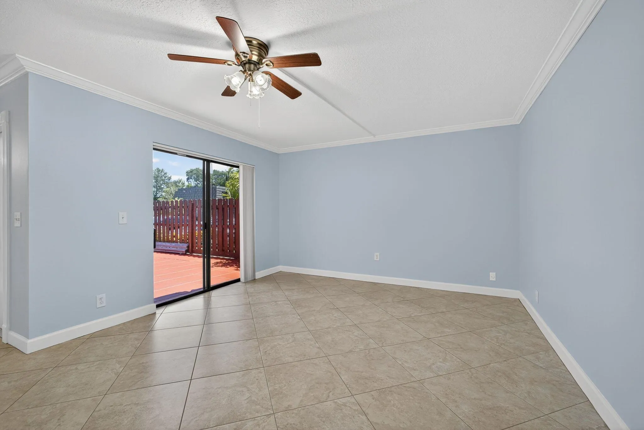 1590 Forest Lakes Circle, #B