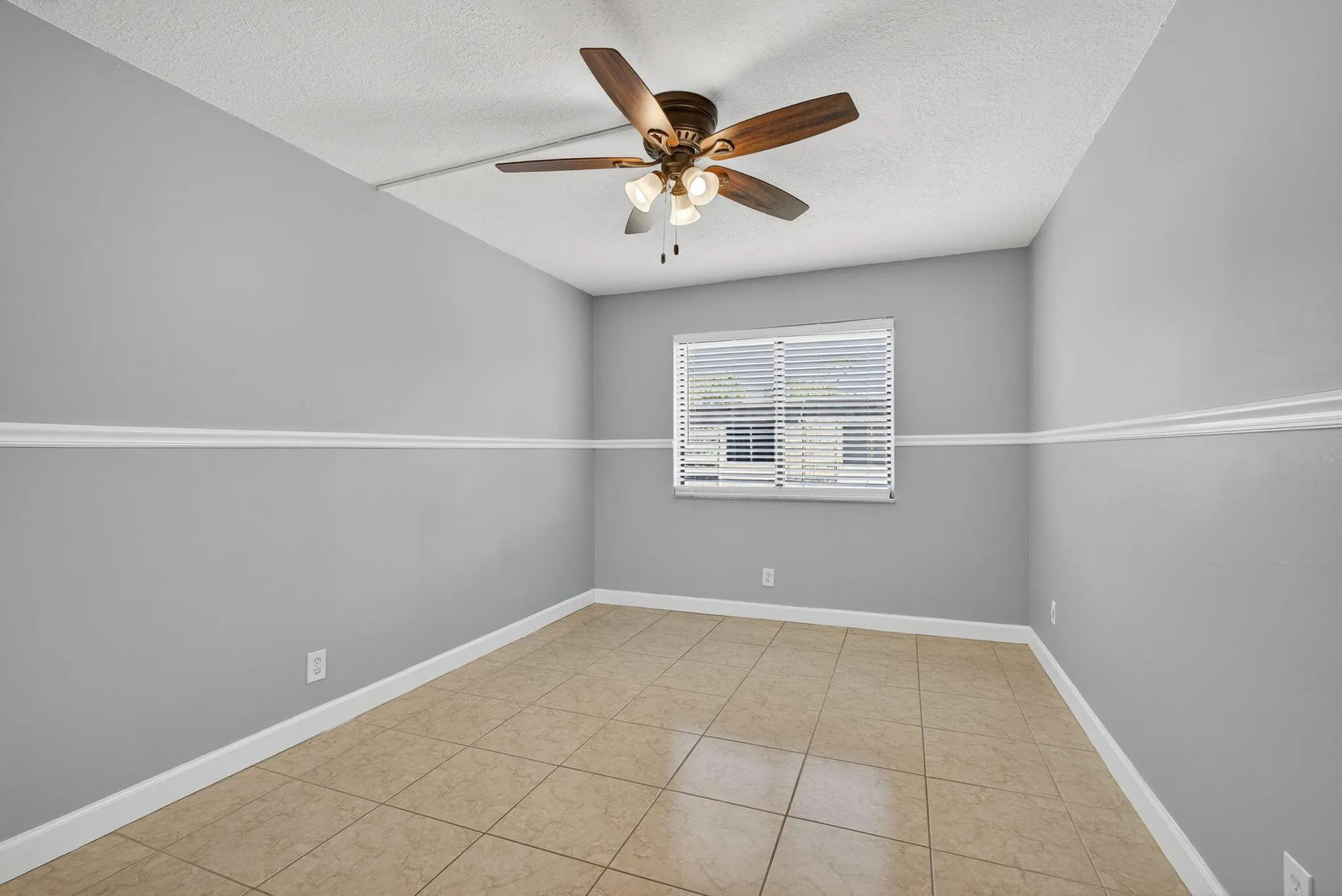 1590 Forest Lakes Circle, #B