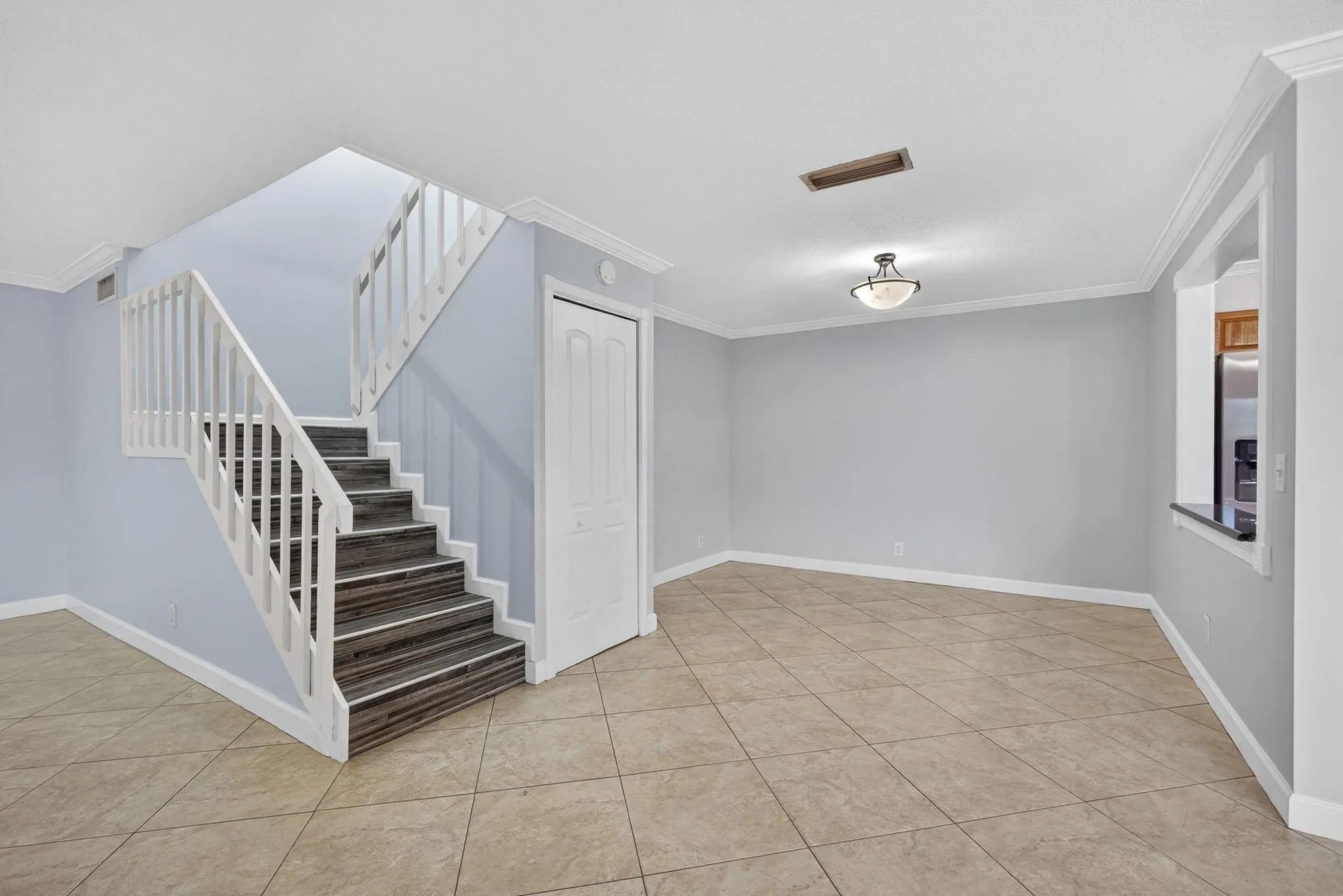 1590 Forest Lakes Circle, #B