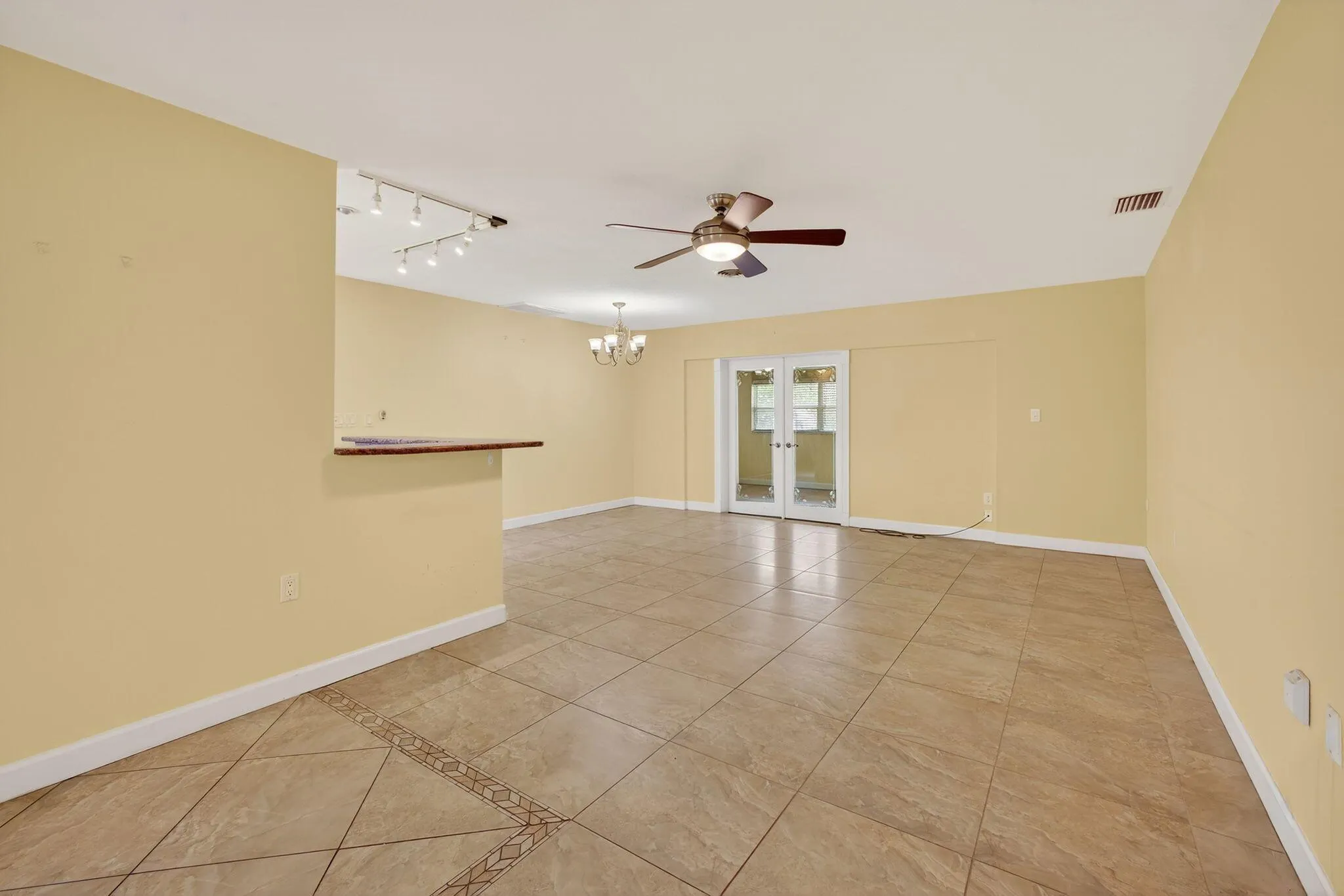 5071 SE Great Pocket Trail