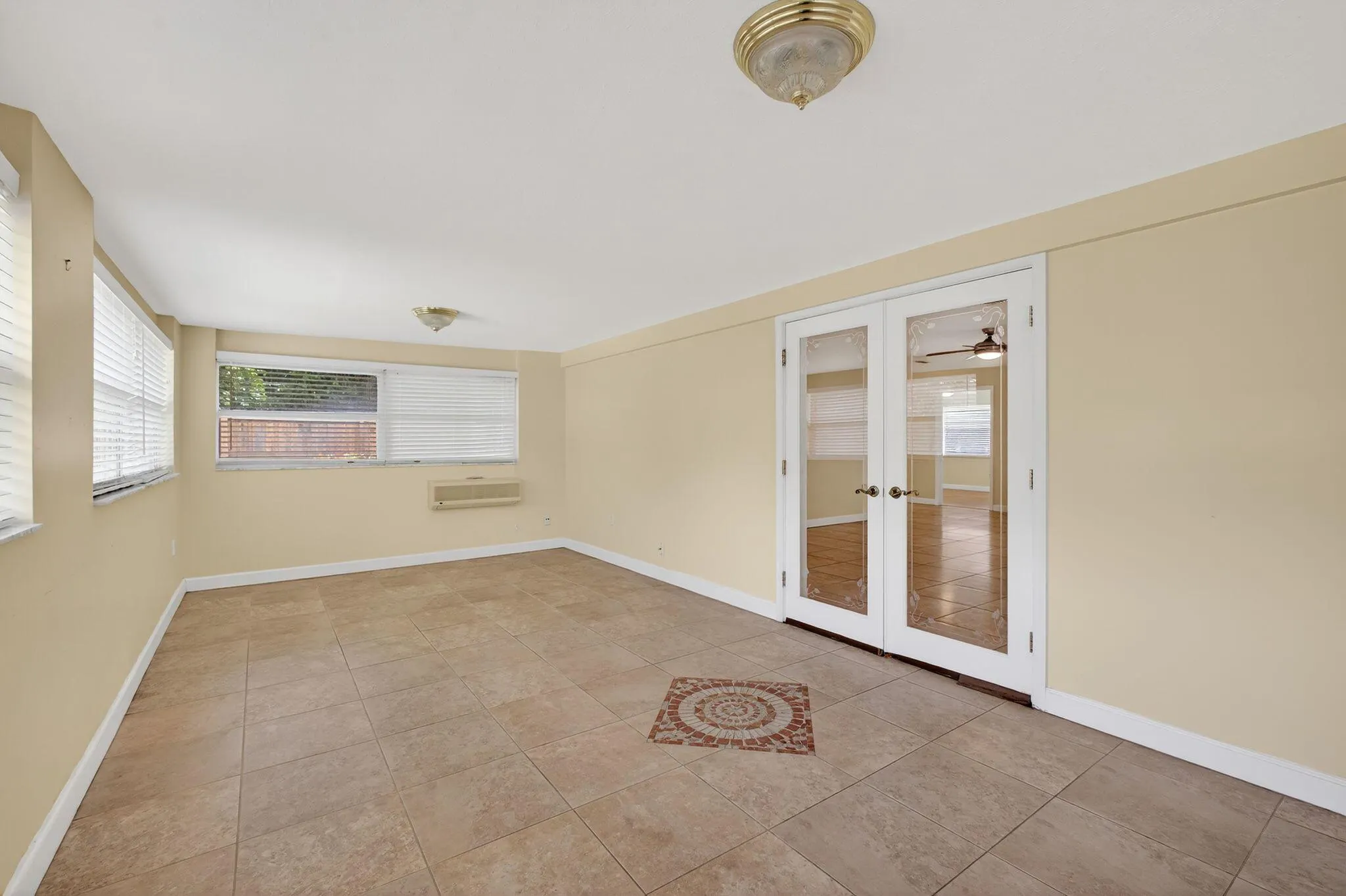 5071 SE Great Pocket Trail