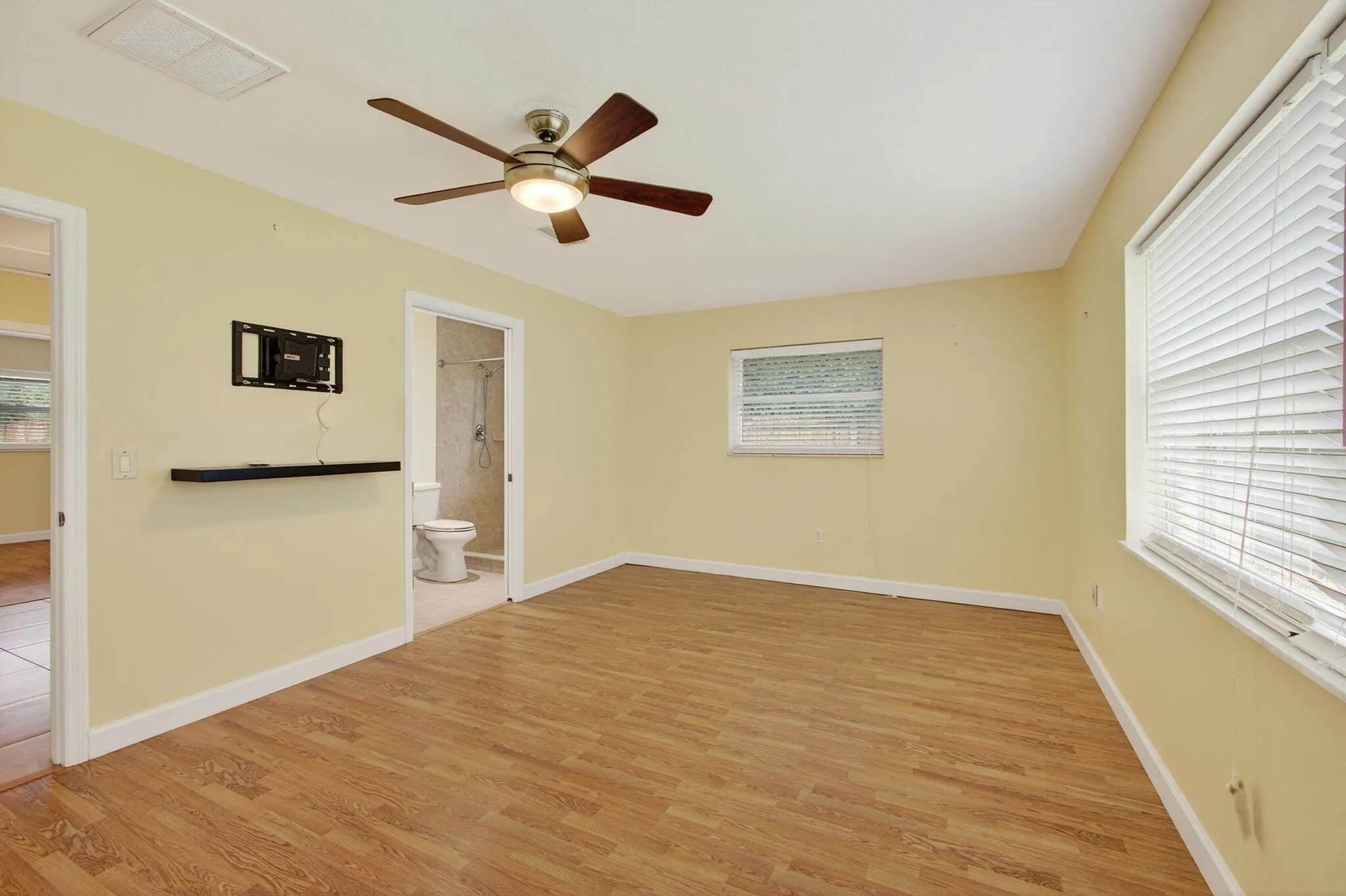 5071 SE Great Pocket Trail