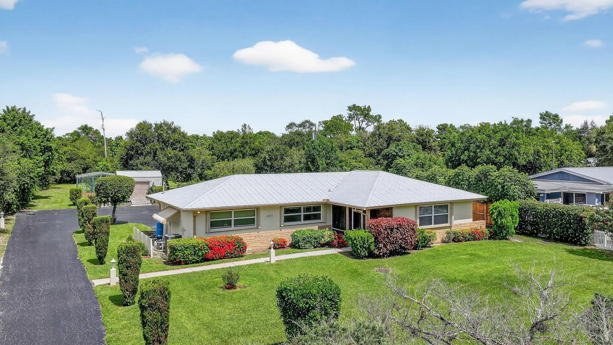 5071 SE Great Pocket Trail