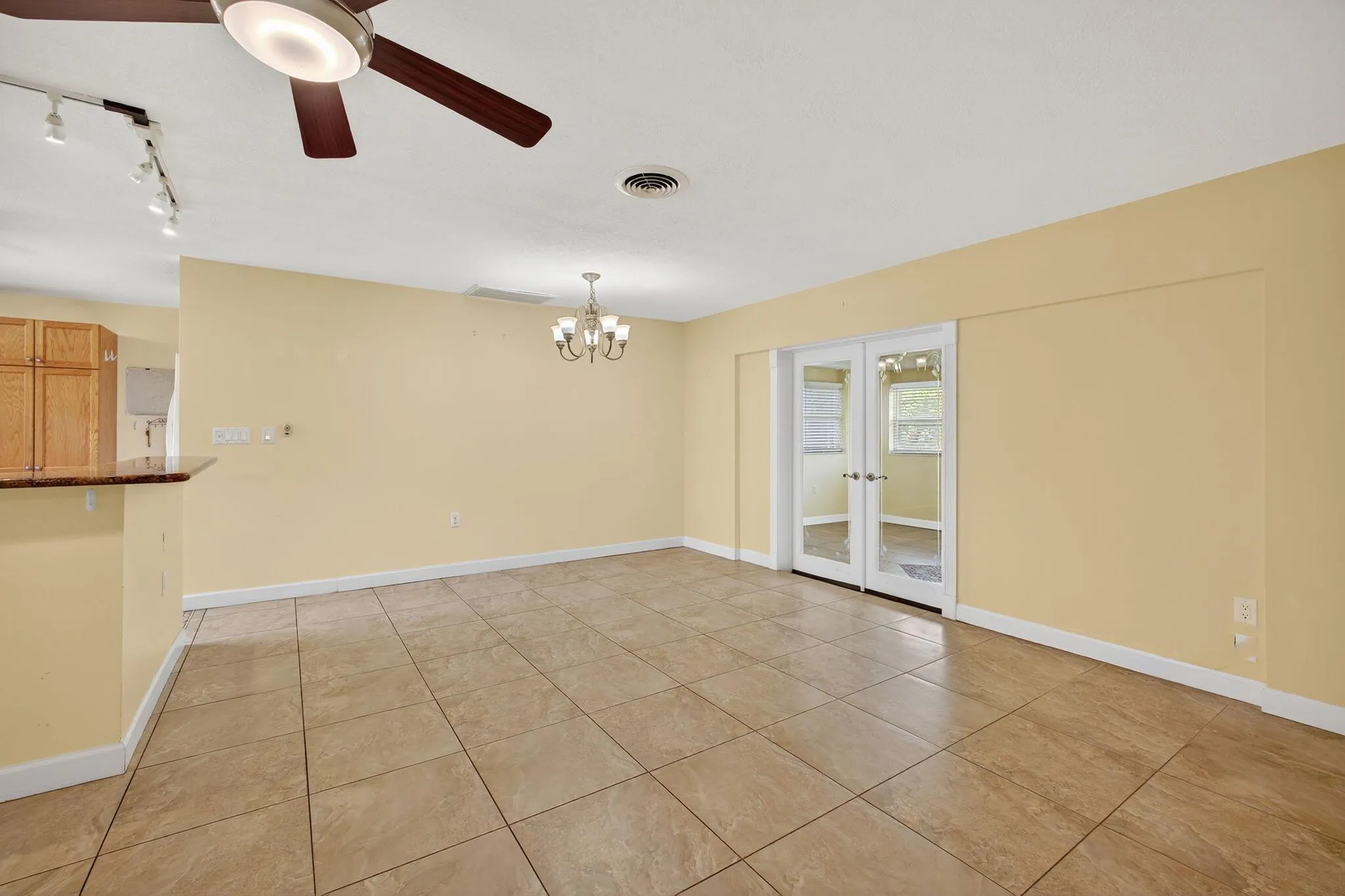 5071 SE Great Pocket Trail