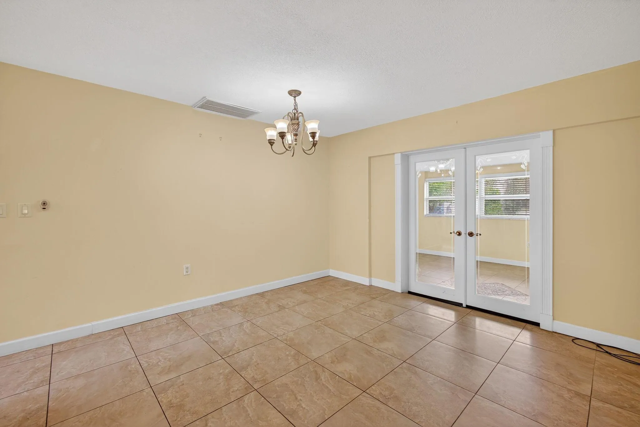5071 SE Great Pocket Trail