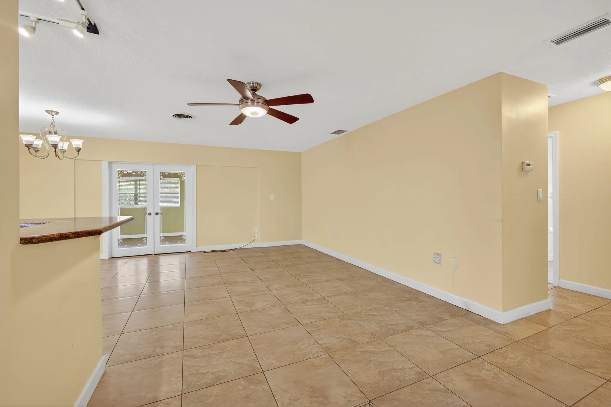 5071 SE Great Pocket Trail