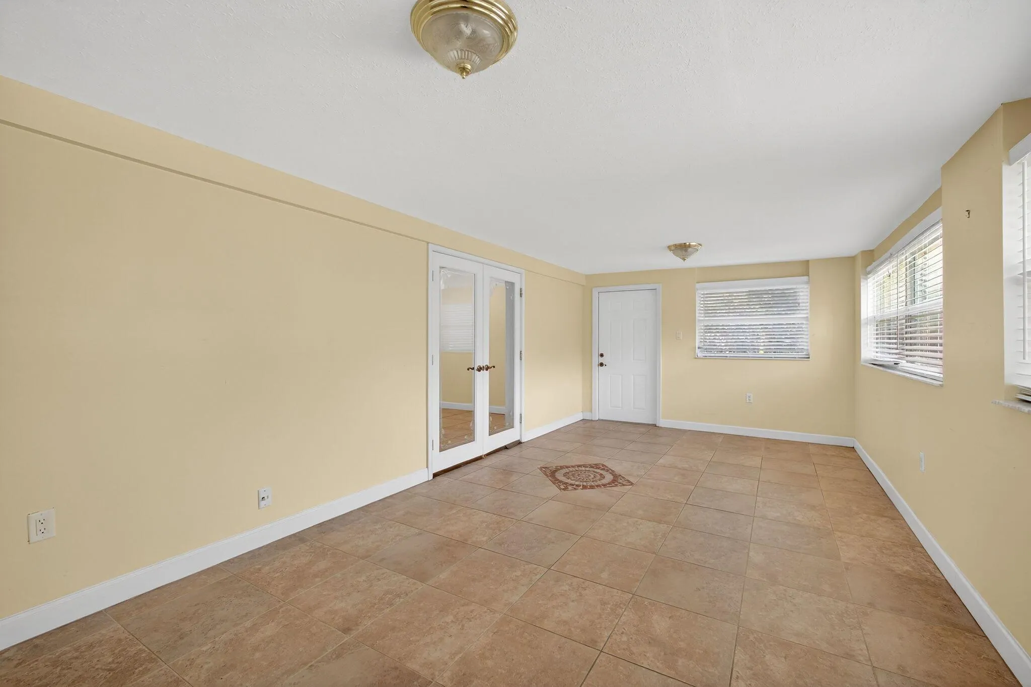 5071 SE Great Pocket Trail