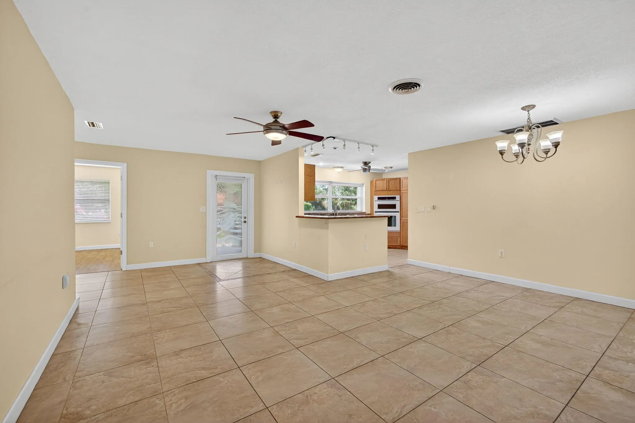 5071 SE Great Pocket Trail