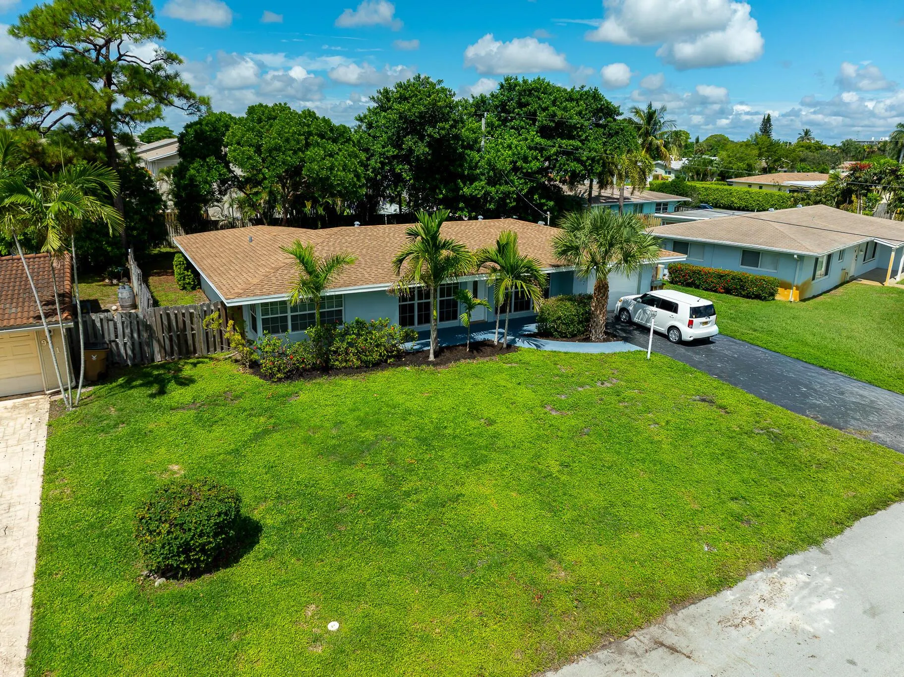 827 SE 10th Terrace