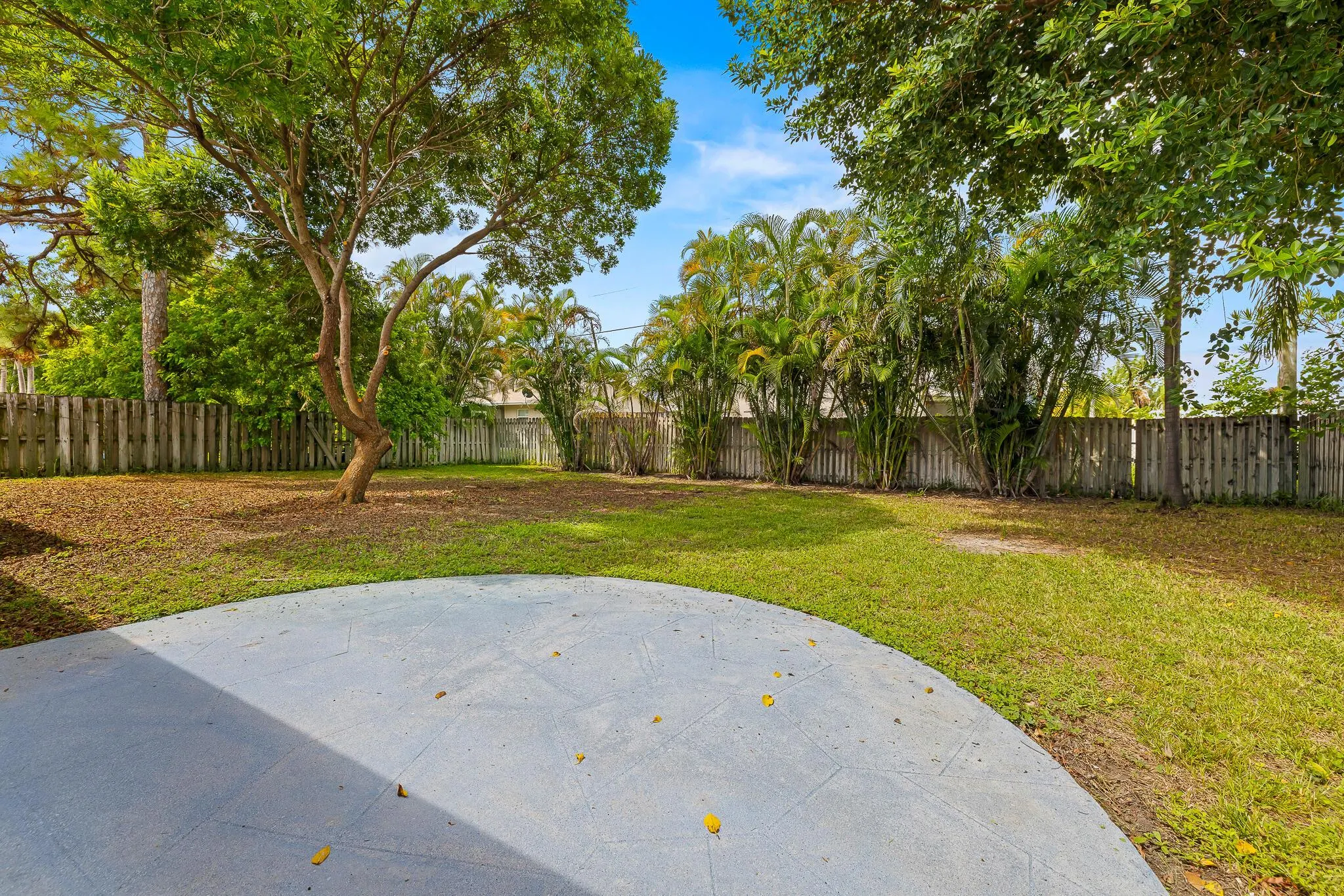 827 SE 10th Terrace