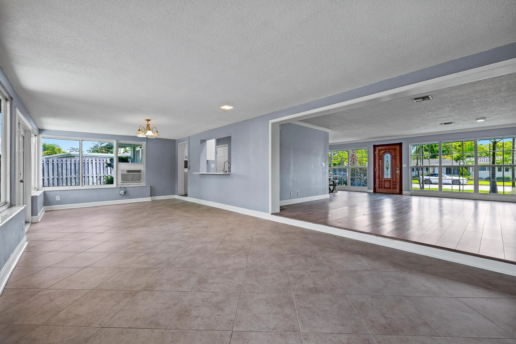 827 SE 10th Terrace