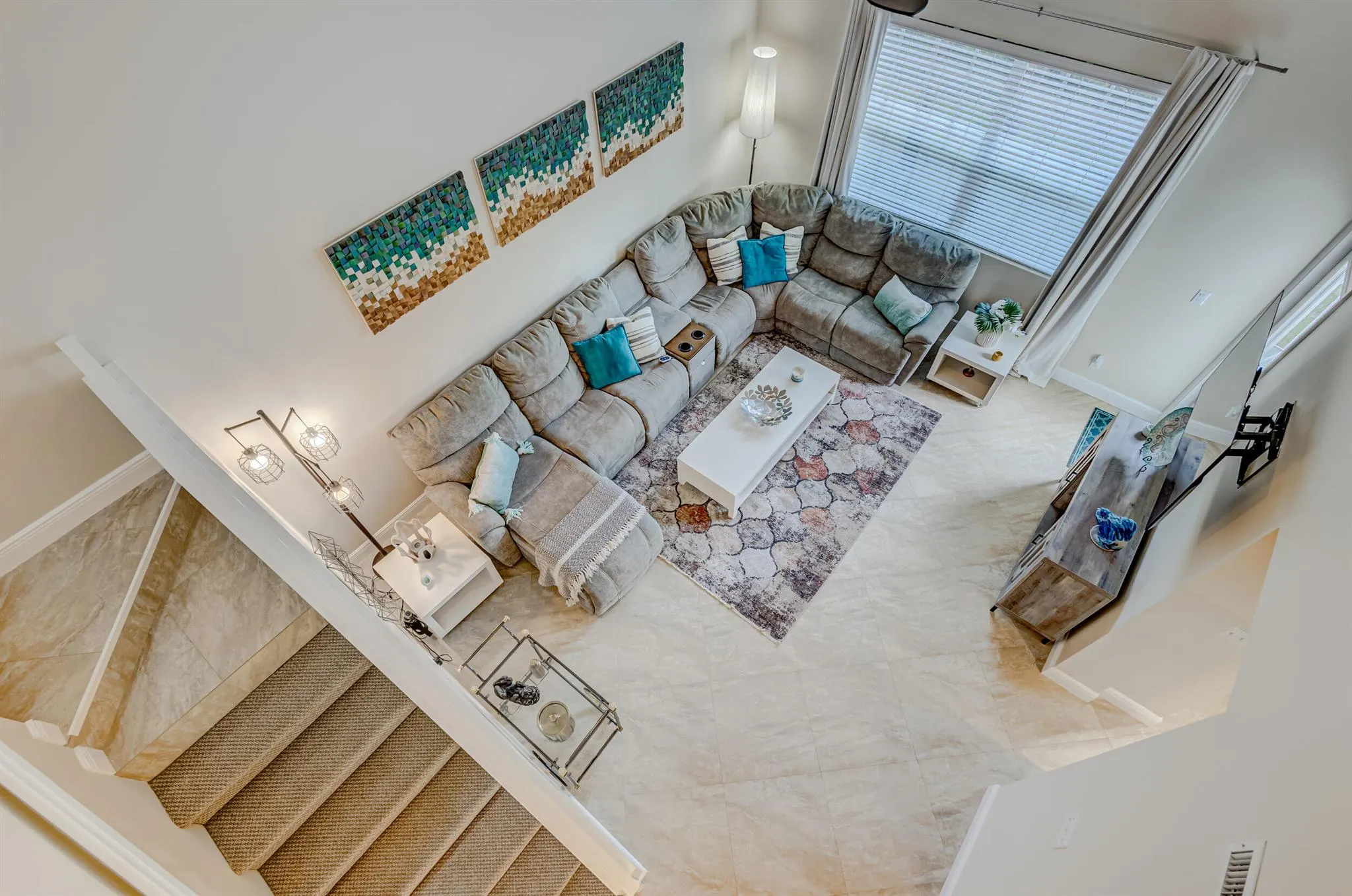 406 Mainsail Circle