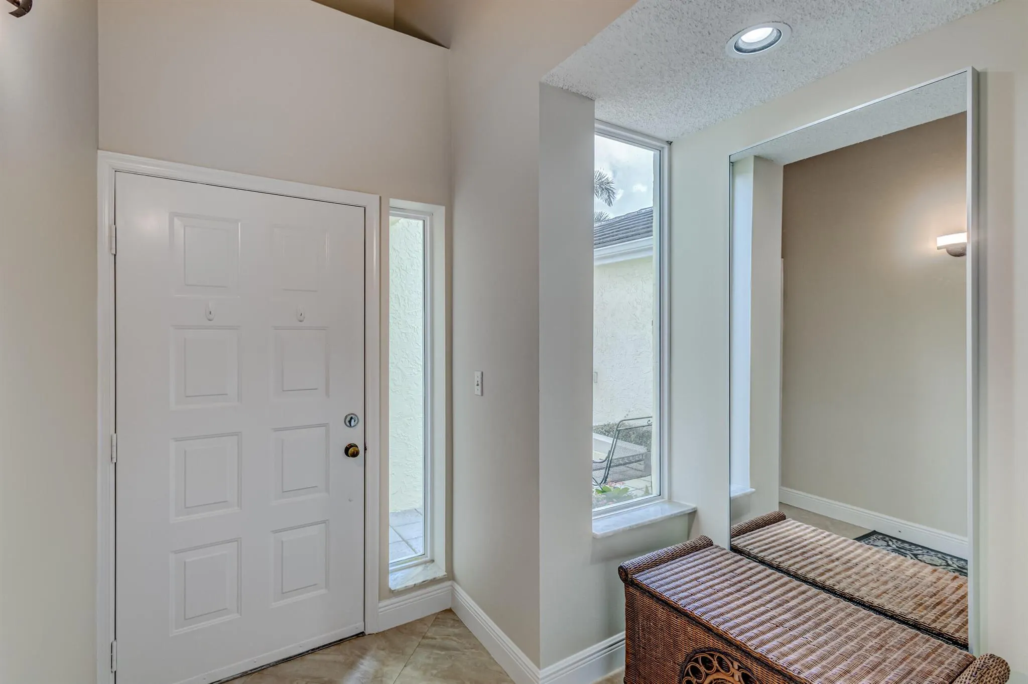406 Mainsail Circle