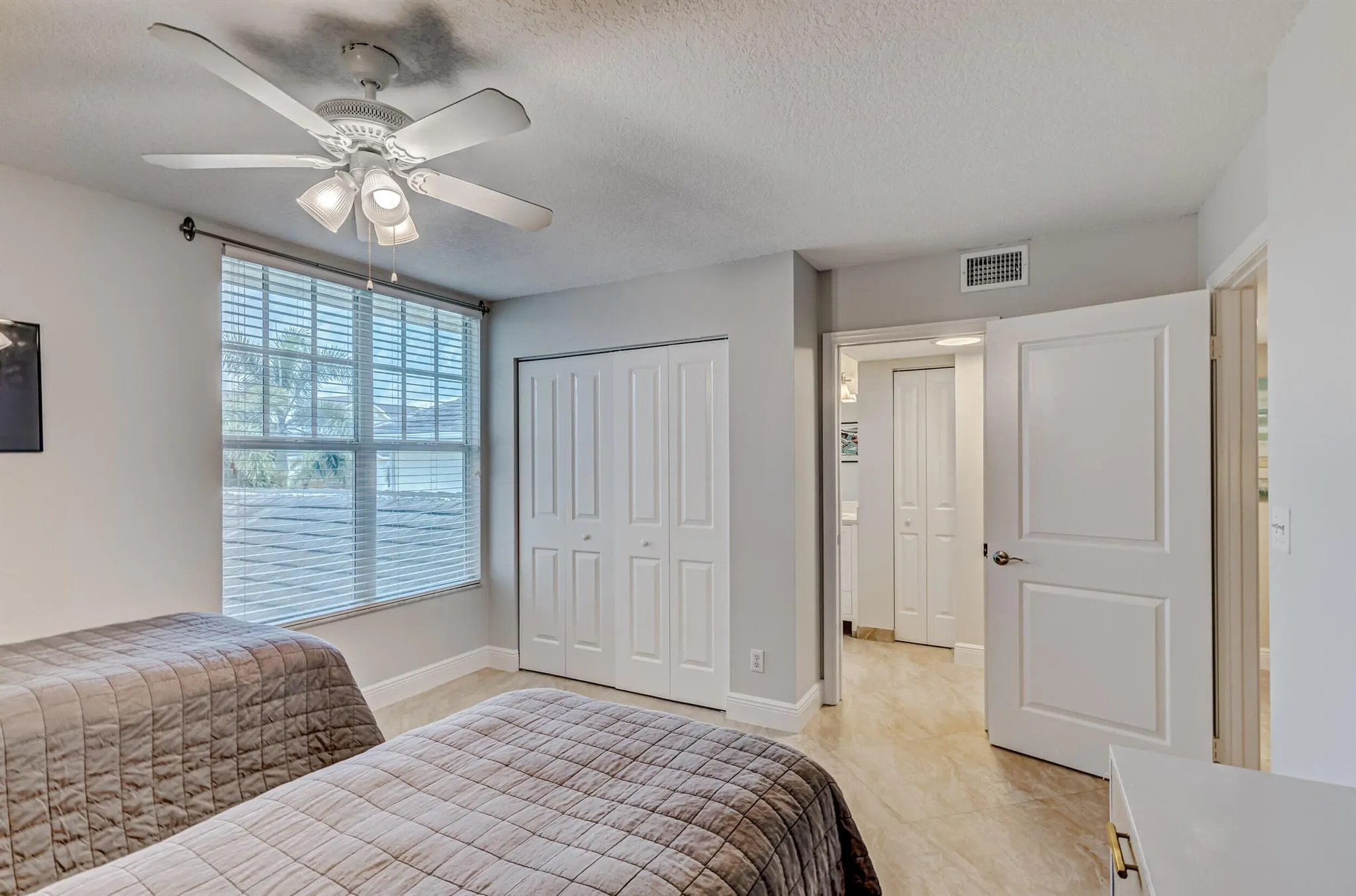 406 Mainsail Circle