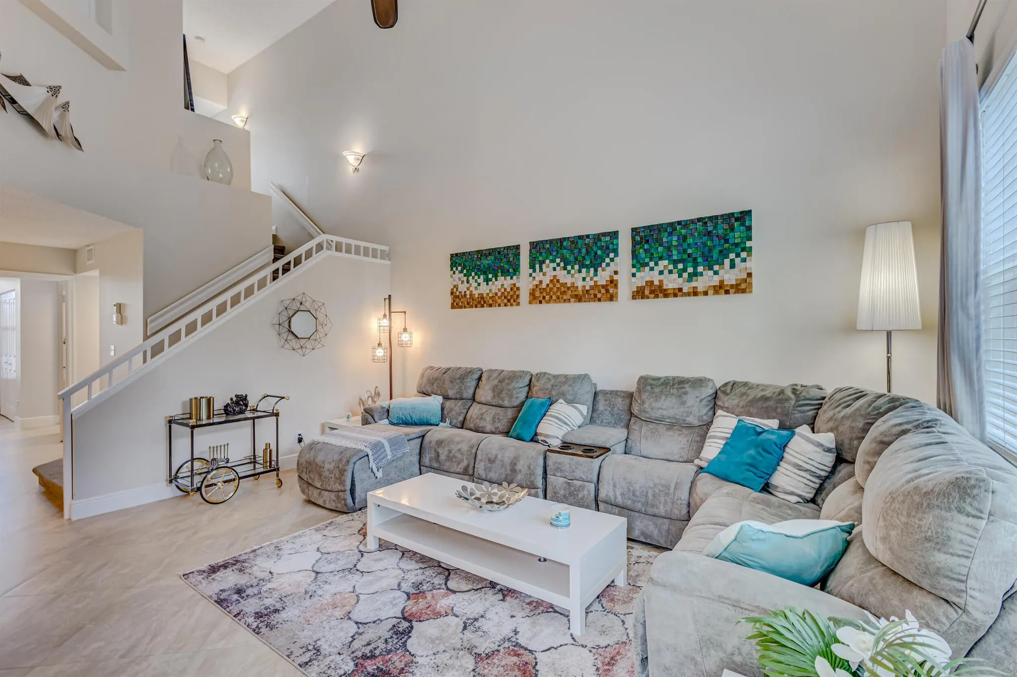 406 Mainsail Circle