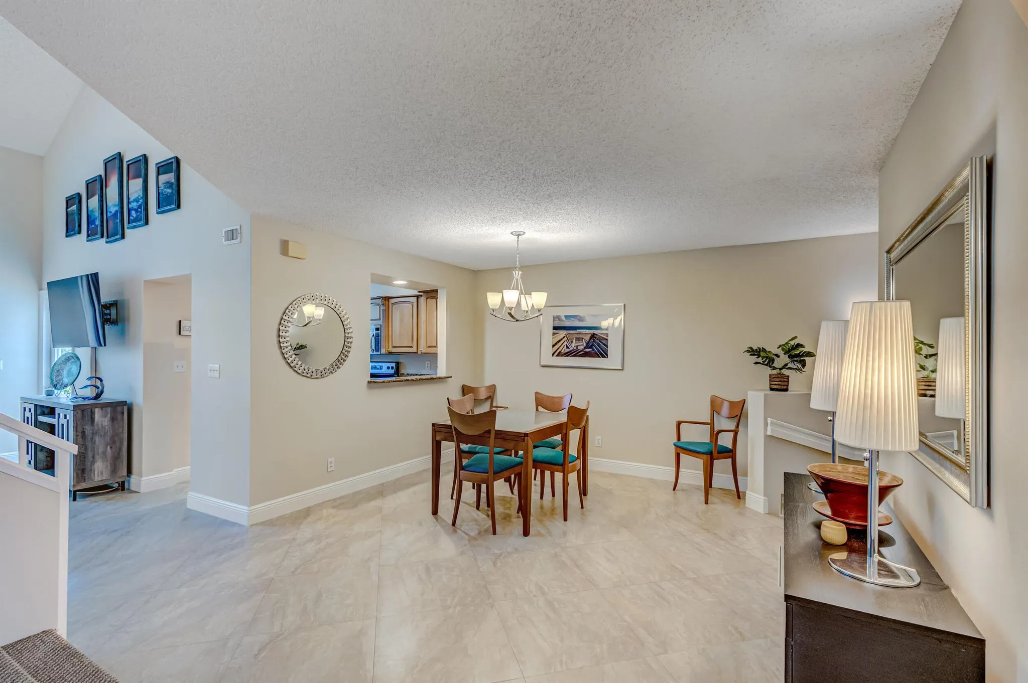 406 Mainsail Circle