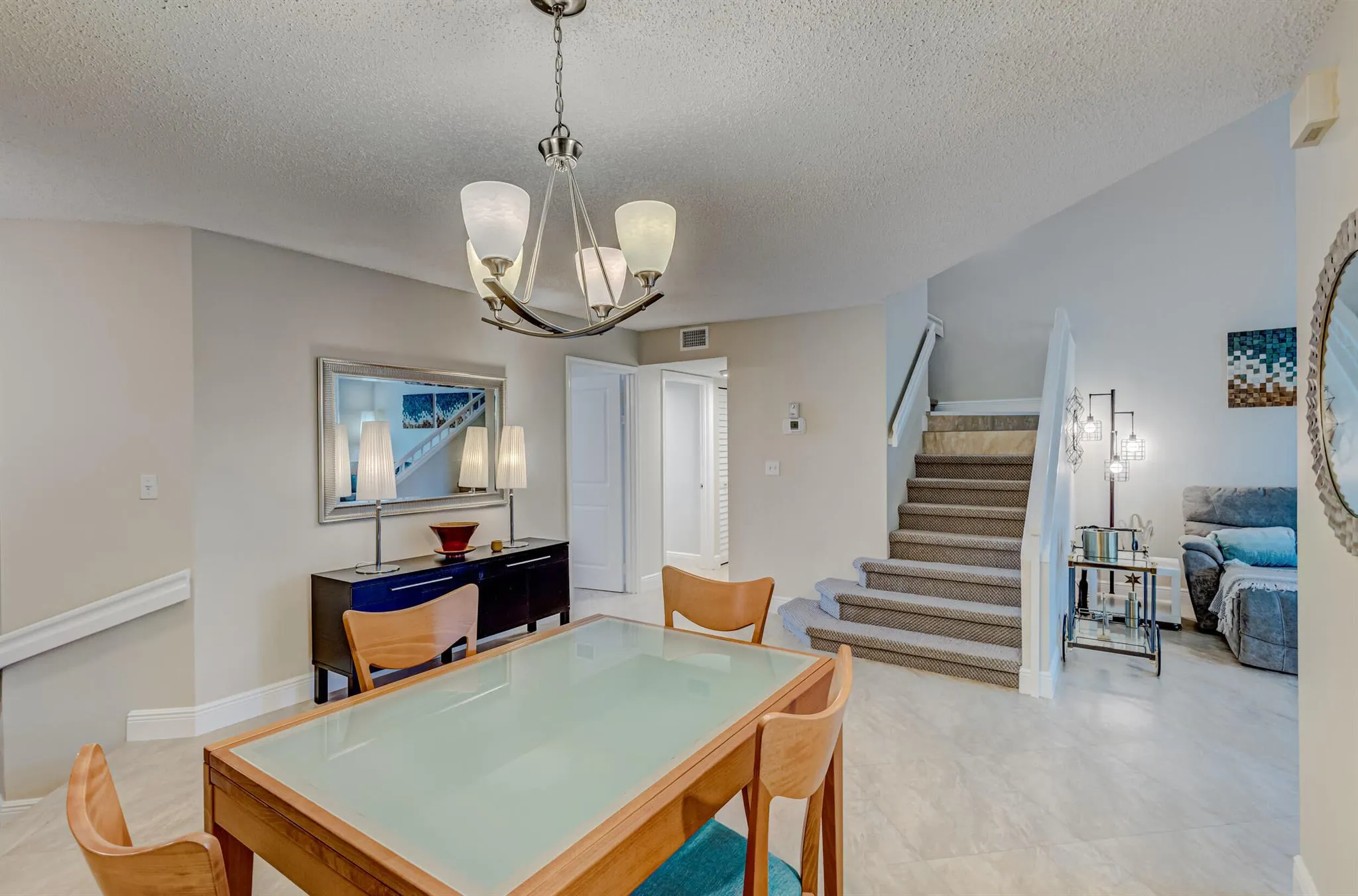 406 Mainsail Circle
