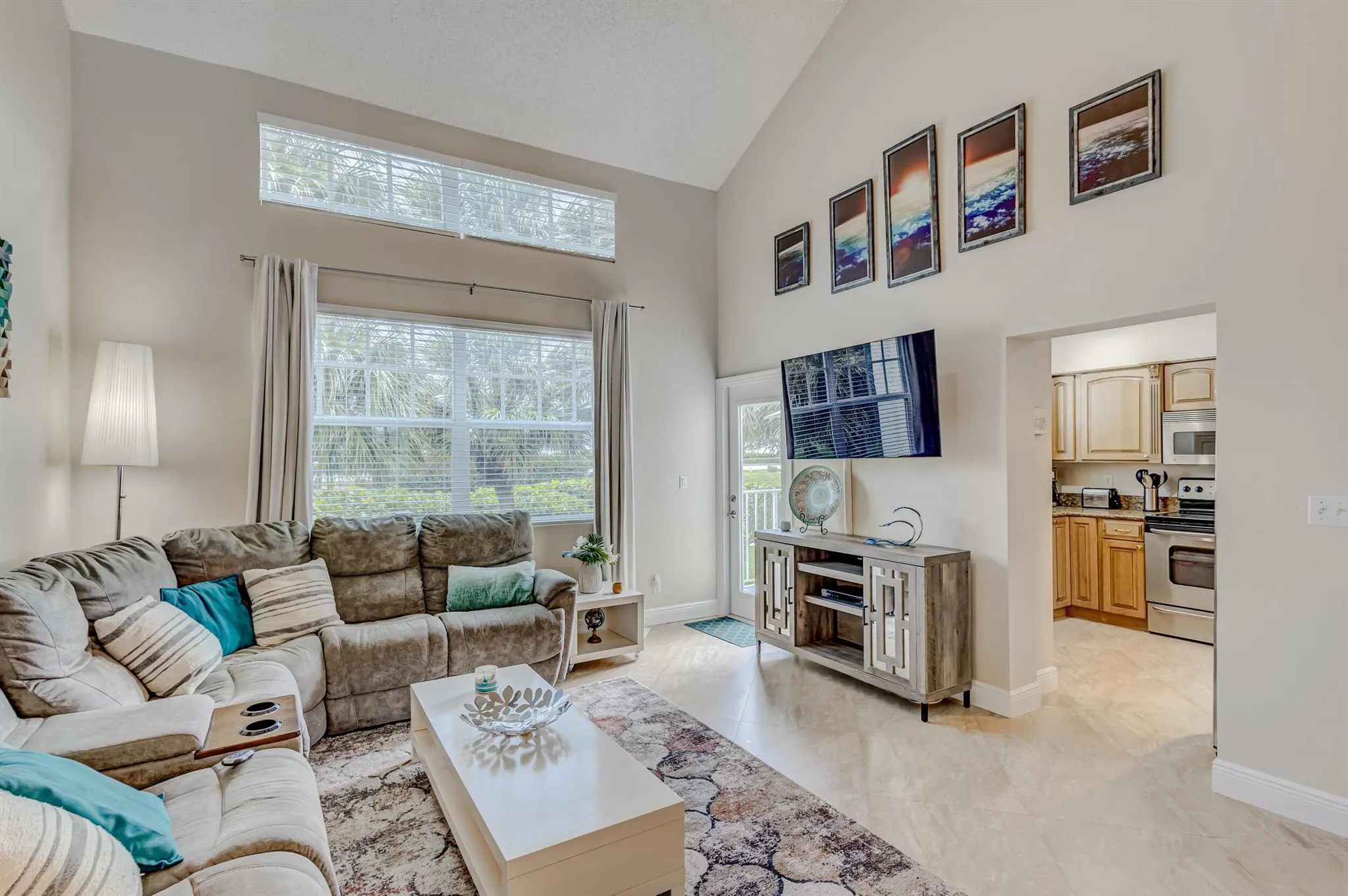 406 Mainsail Circle