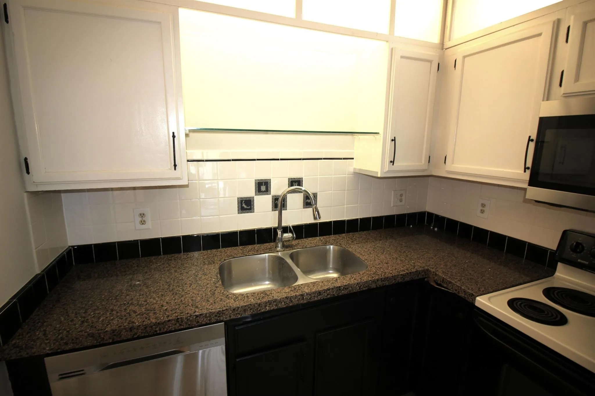 2600 Greenwood Terrace, #G-112