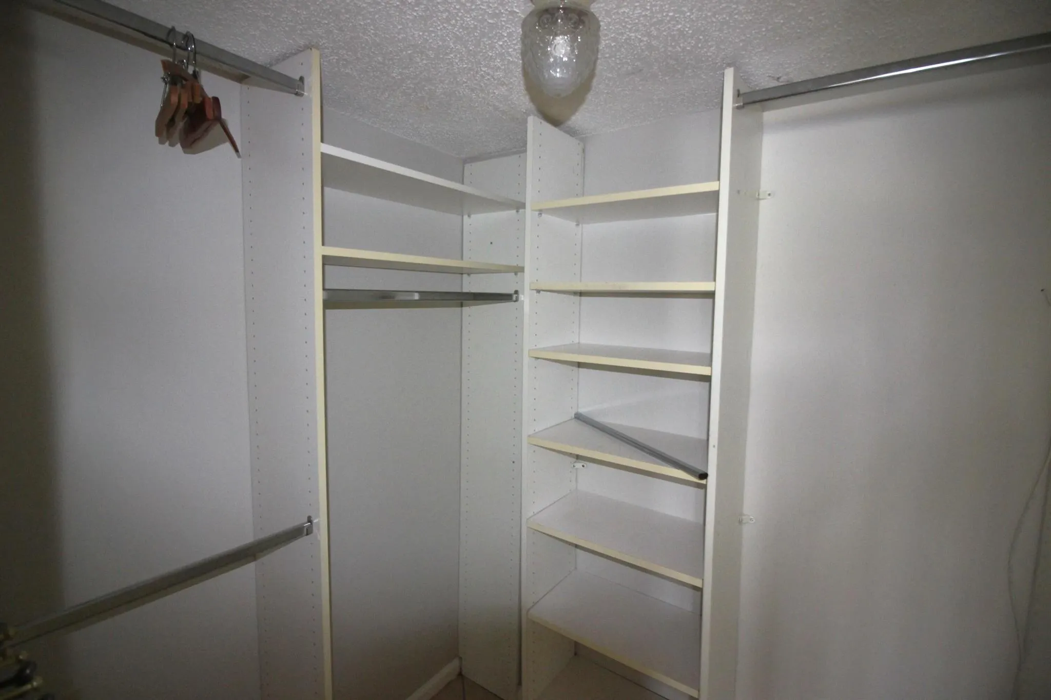 2600 Greenwood Terrace, #G-112