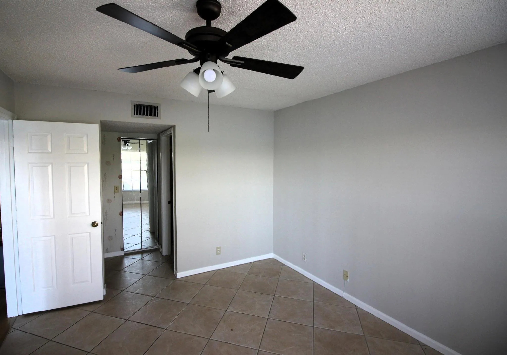 2600 Greenwood Terrace, #G-112