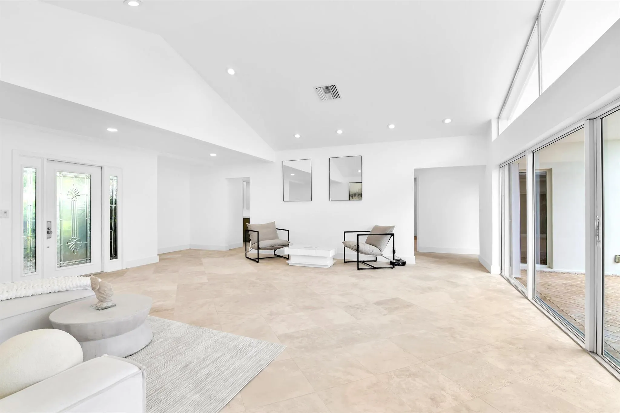 1332 SW Tamarind Way