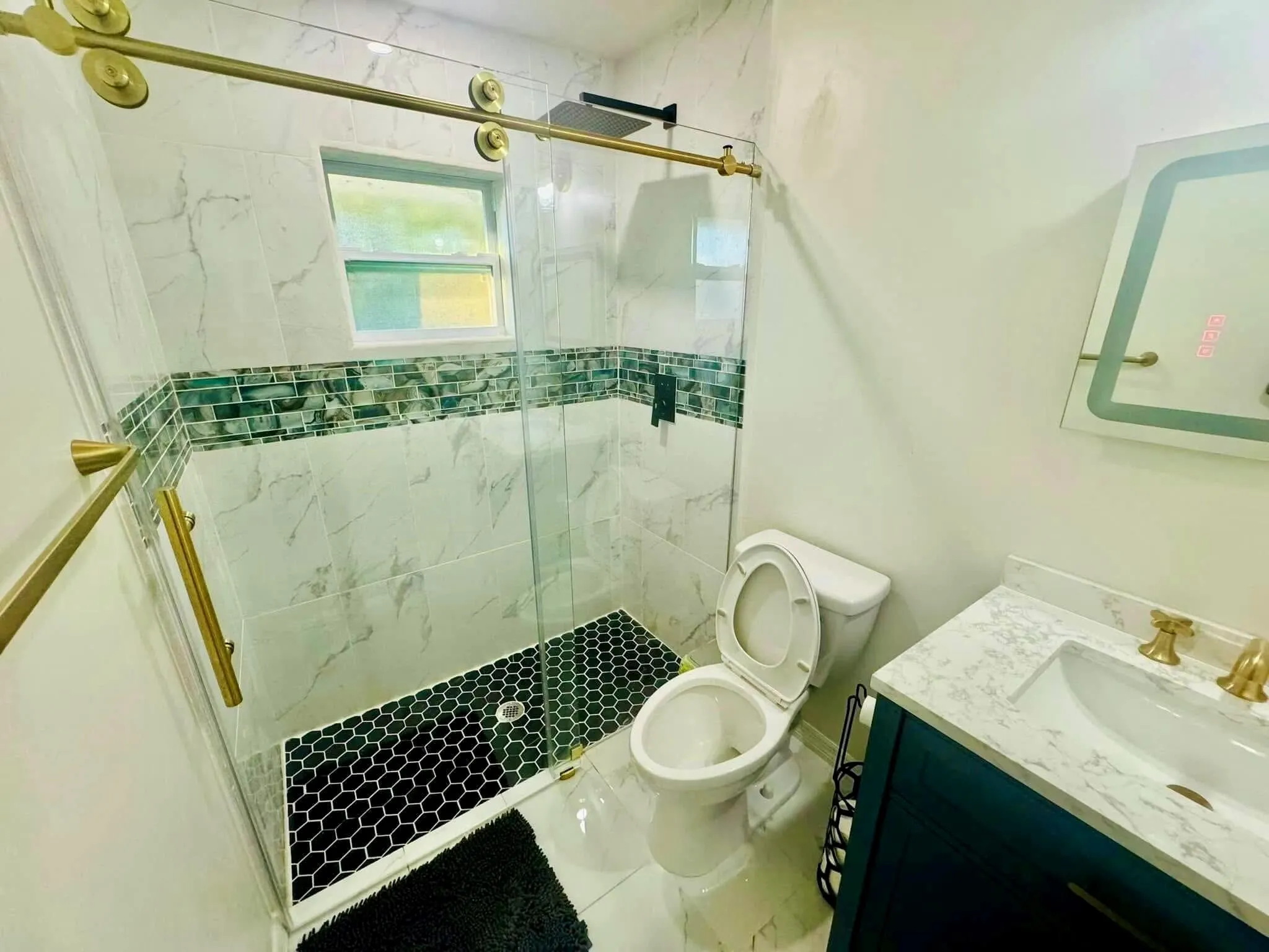 1702 Clydesdale Avenue, #Guest House
