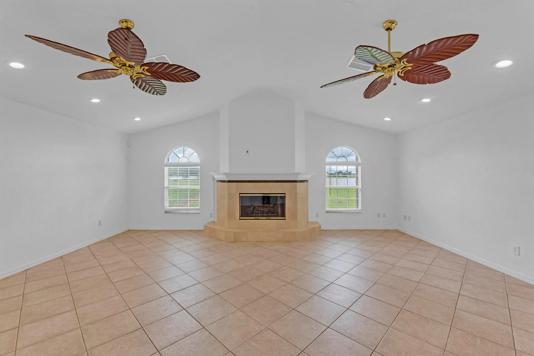 2681 SW Tanforan Boulevard