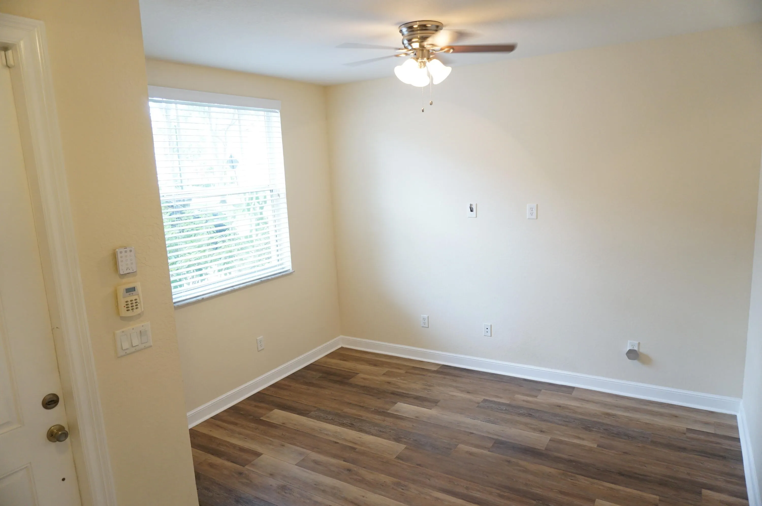 883 Millbrae Court, #3