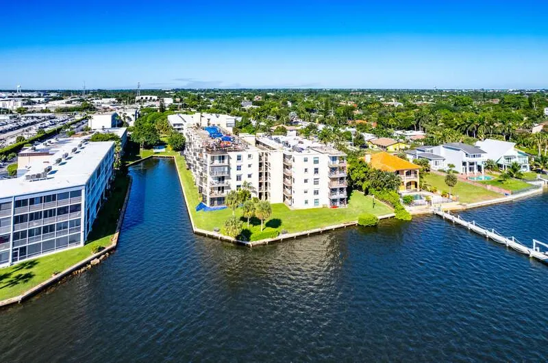 896 N Federal Highway, #526