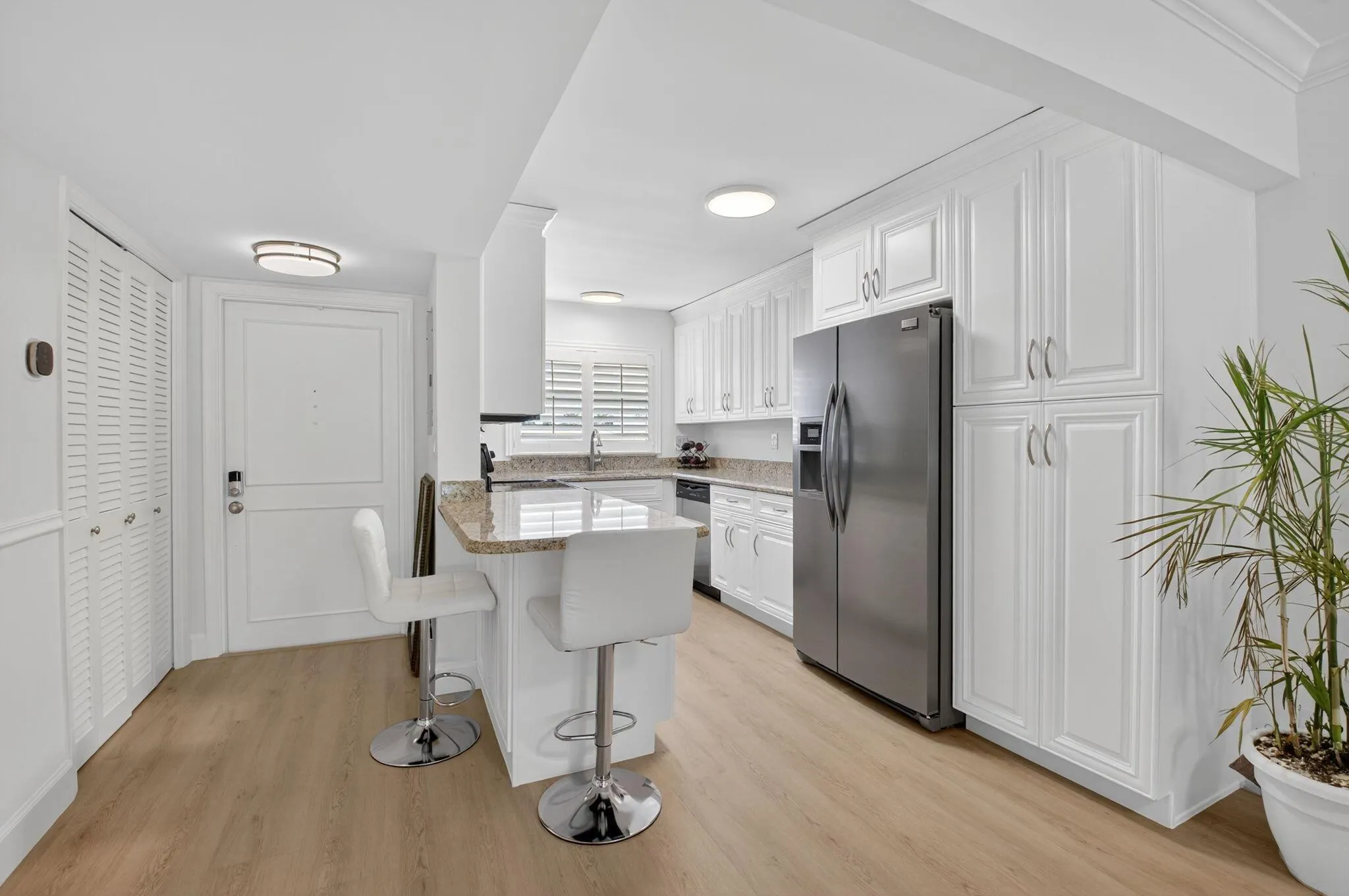 700 NE Harbour Ter 3240 Terrace, #0