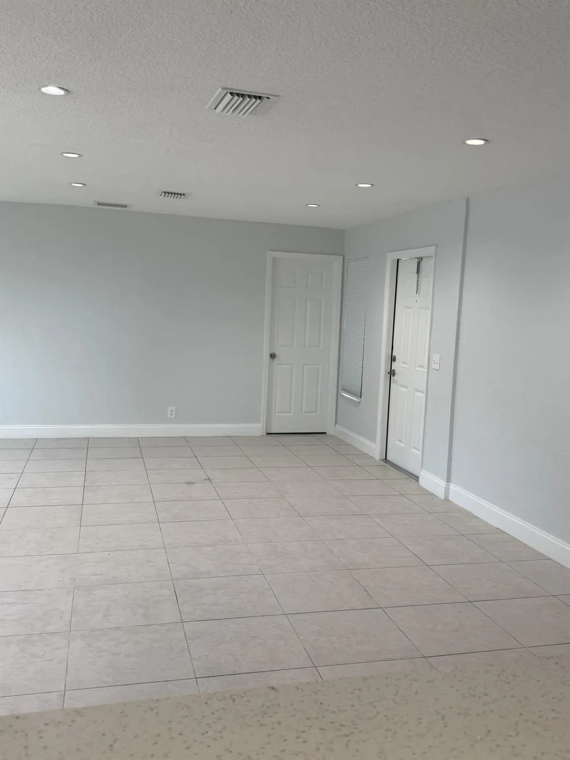 1240 W 26th Street