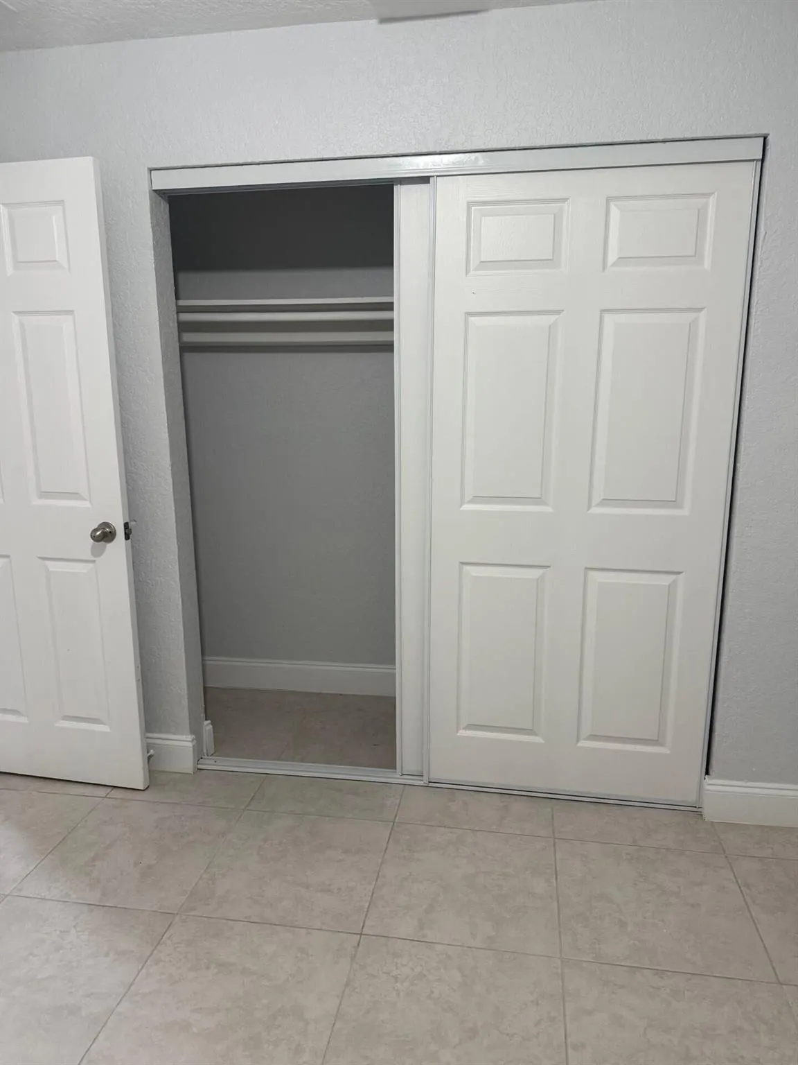 1240 W 26th Street