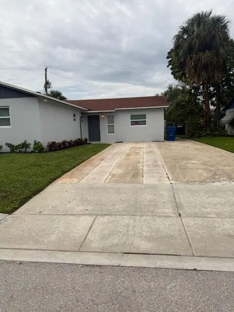 1240 W 26th Street