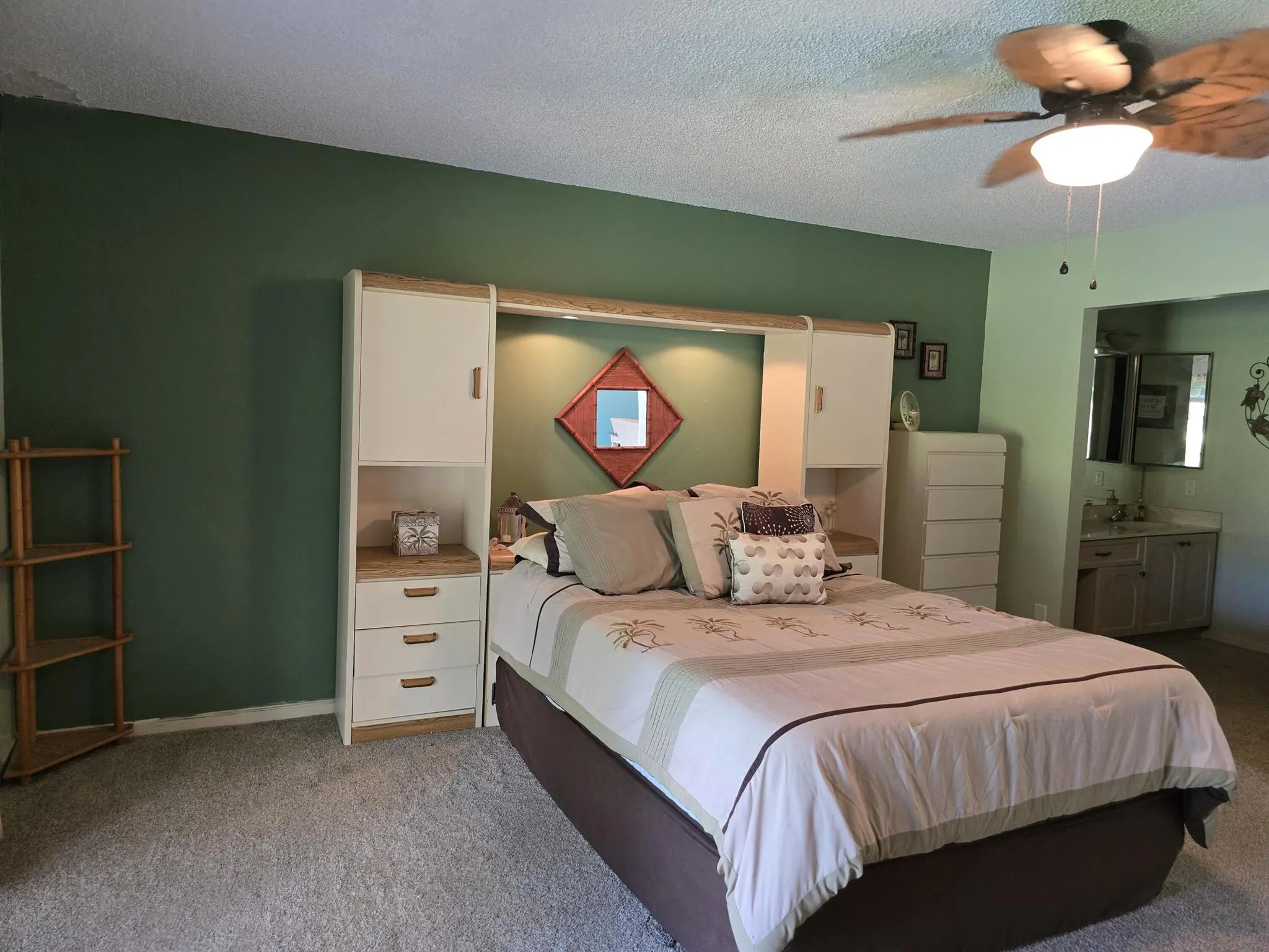 10039 Hickorywood Place
