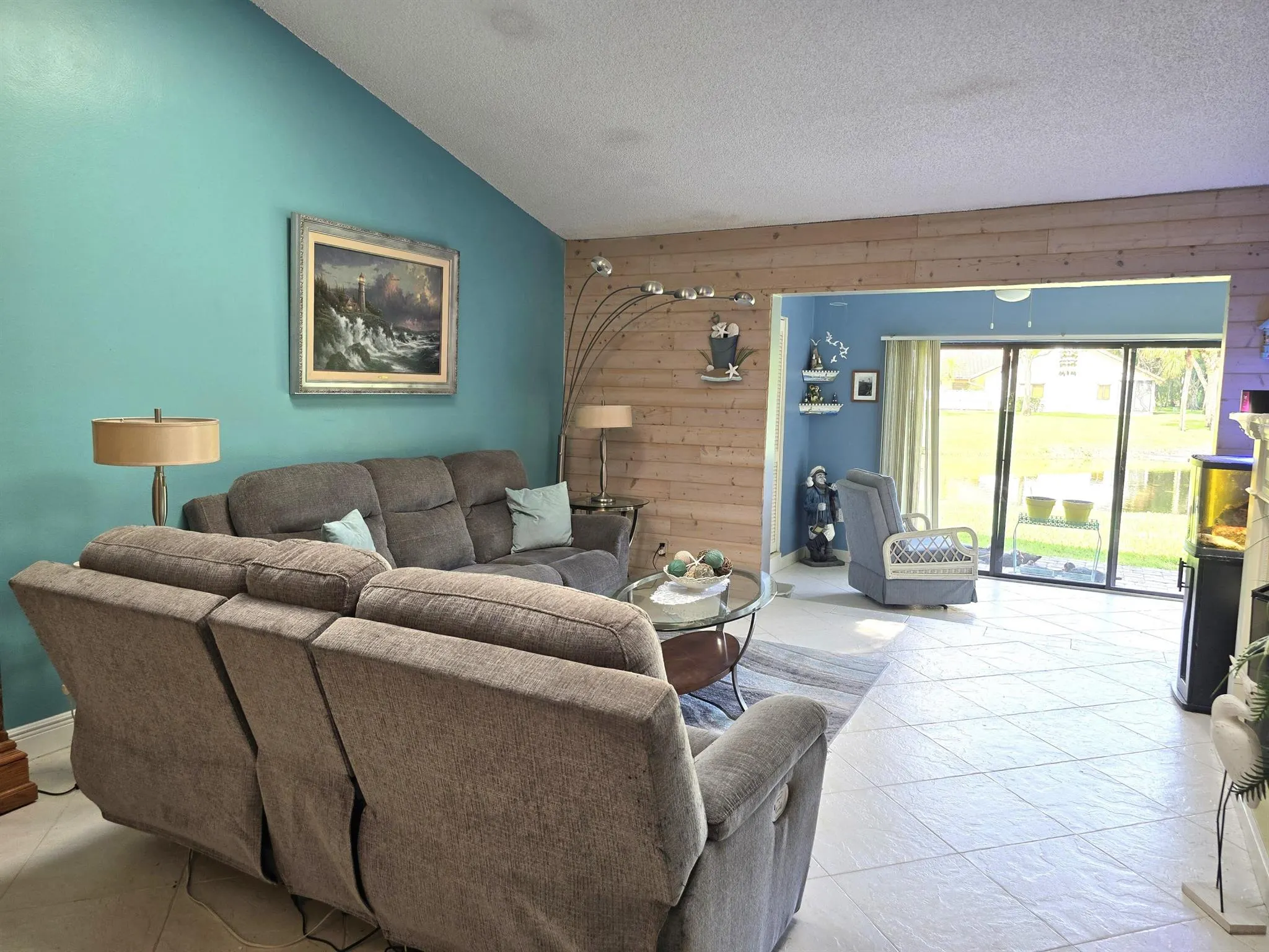 10039 Hickorywood Place