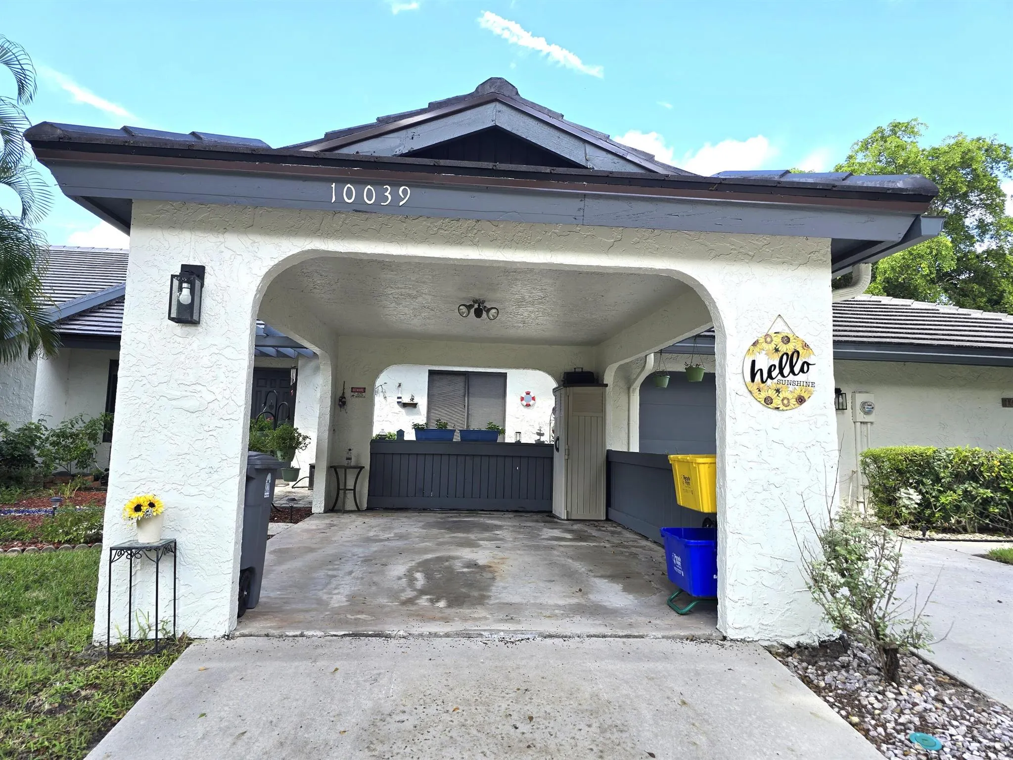 10039 Hickorywood Place