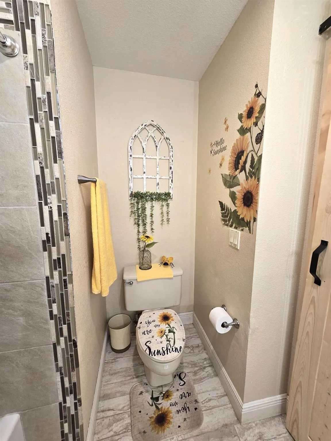 10039 Hickorywood Place