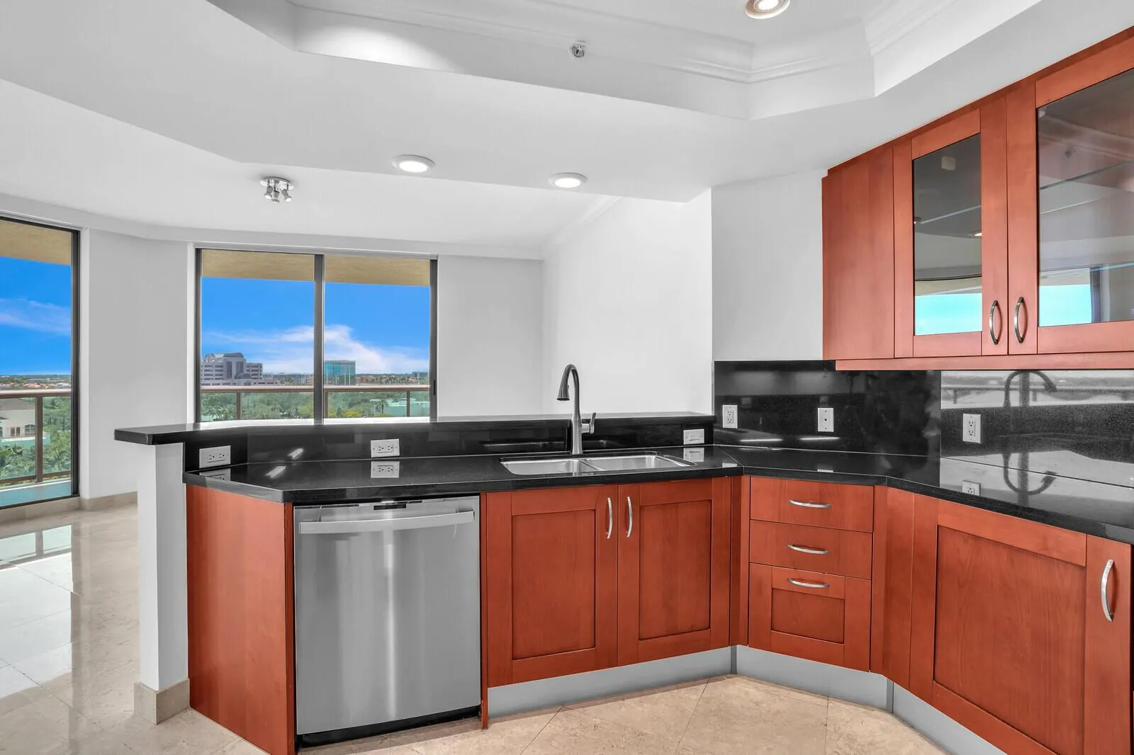 3630 Gardens Parkway, #901c