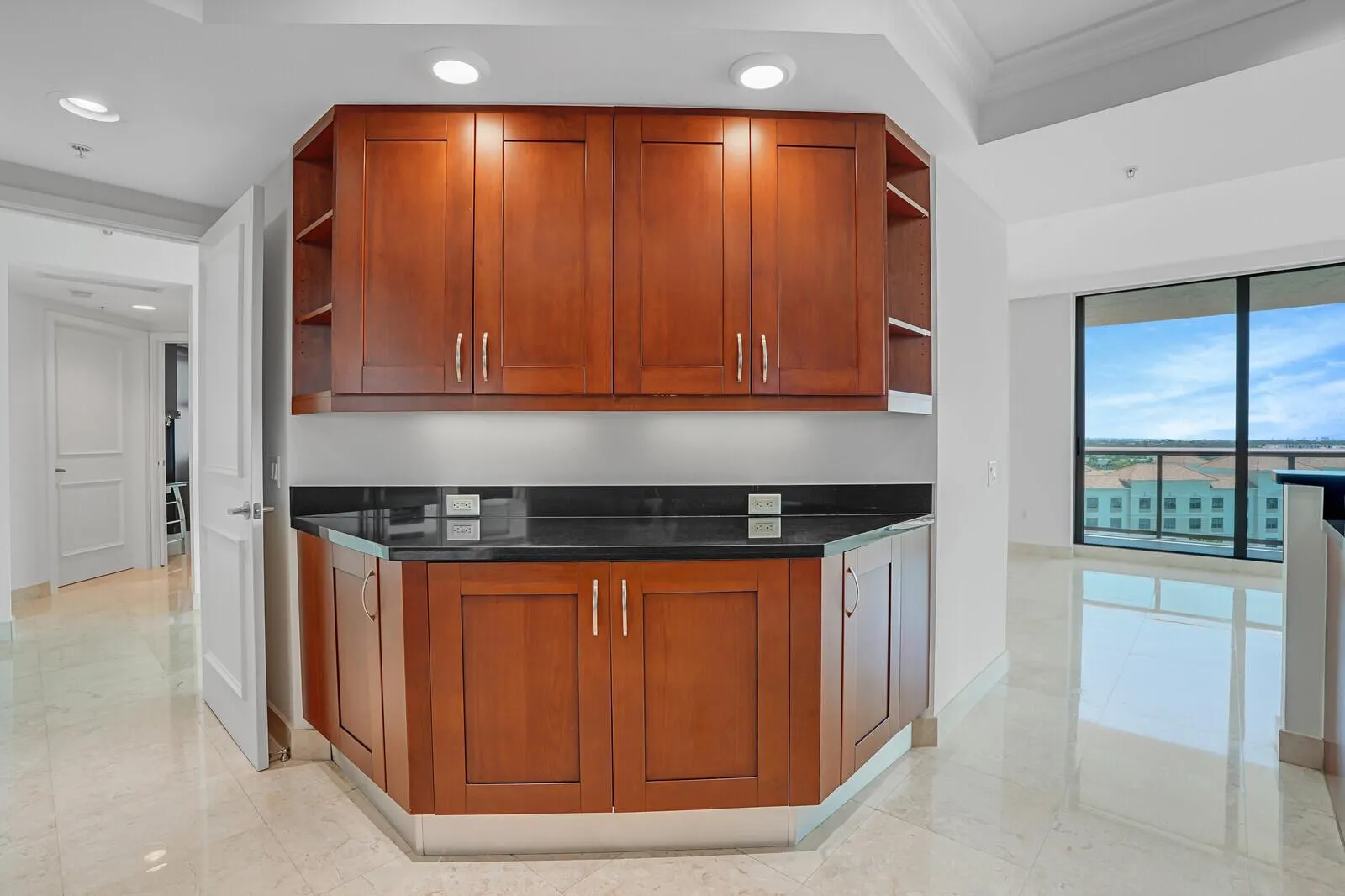 3630 Gardens Parkway, #901c