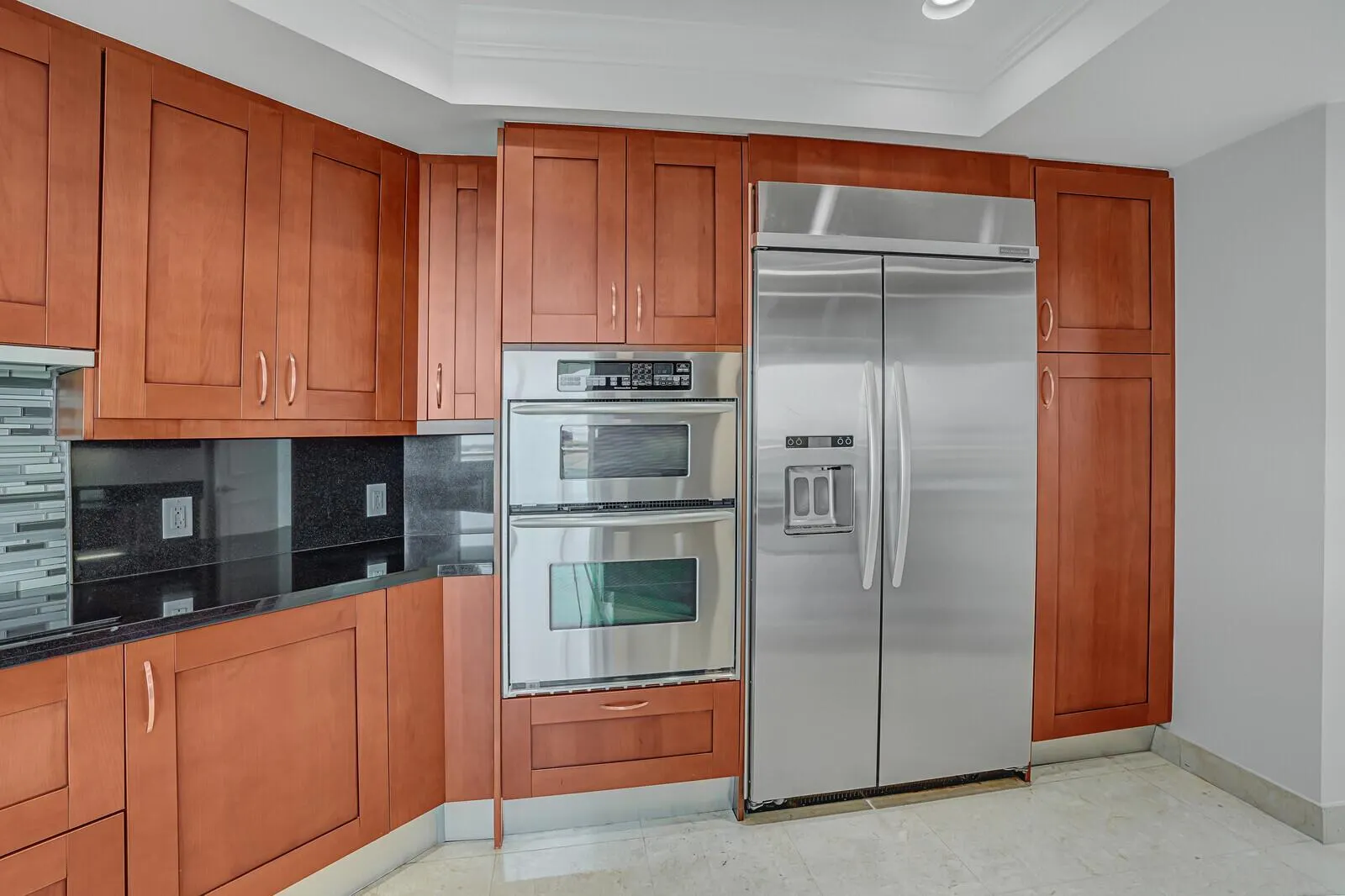 3630 Gardens Parkway, #901c