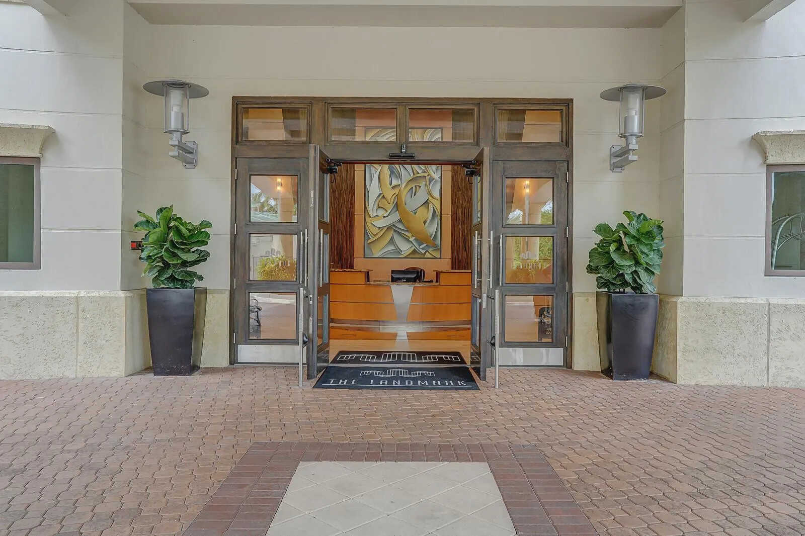 3630 Gardens Parkway, #901c