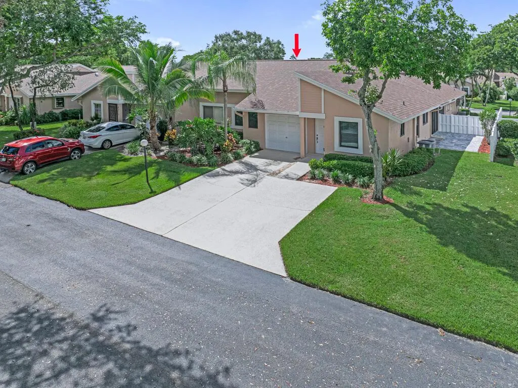 8216 Sweetbriar Way