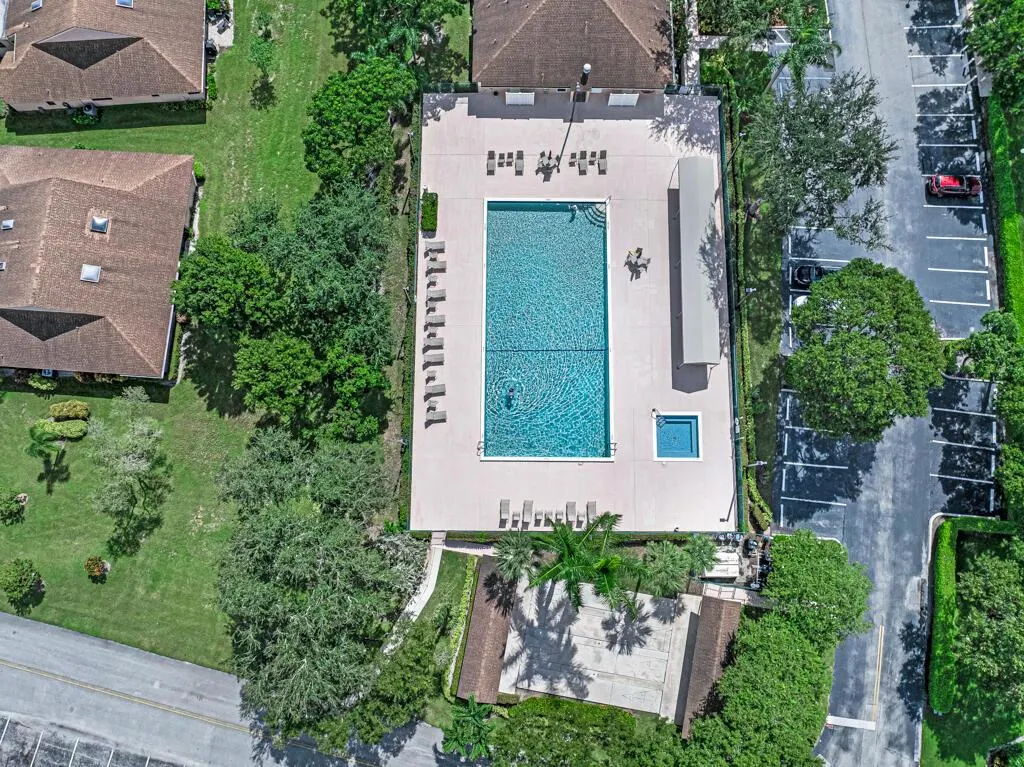 8216 Sweetbriar Way
