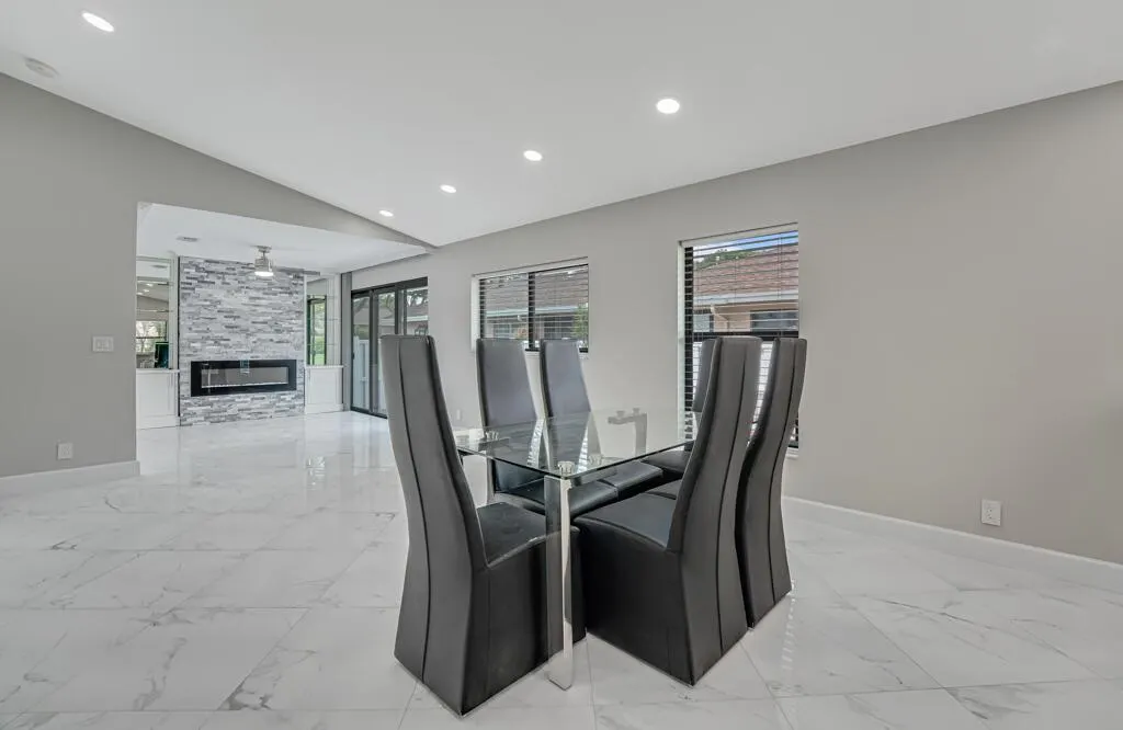 8216 Sweetbriar Way