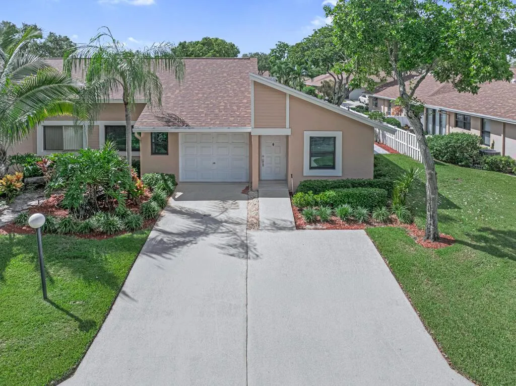8216 Sweetbriar Way