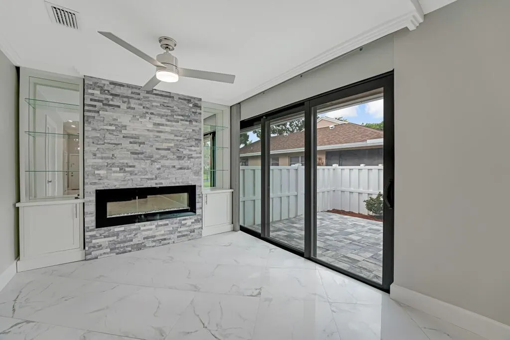 8216 Sweetbriar Way