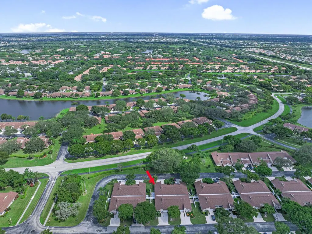 8216 Sweetbriar Way