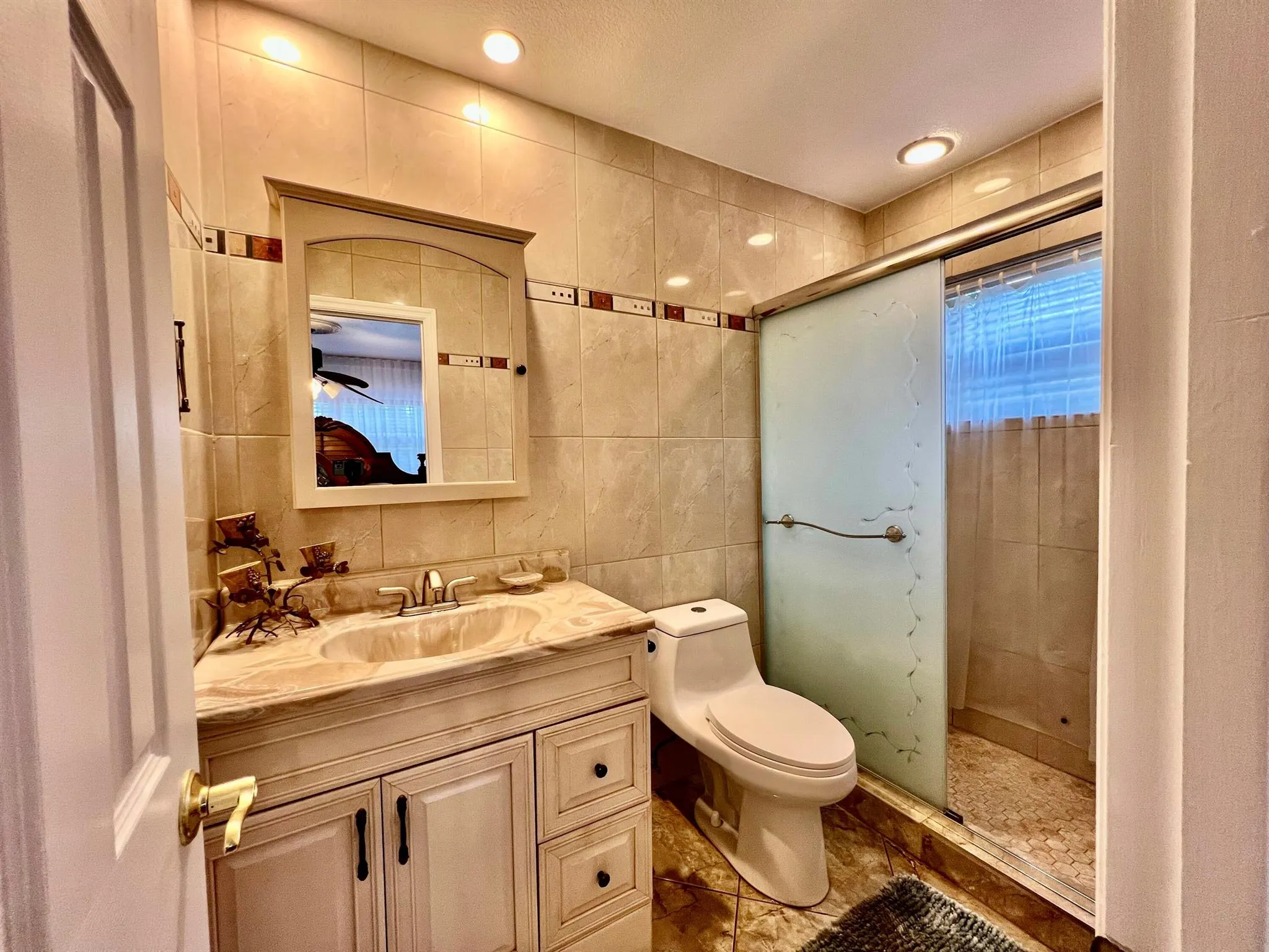 5141 W Oakland Park Boulevard, #201