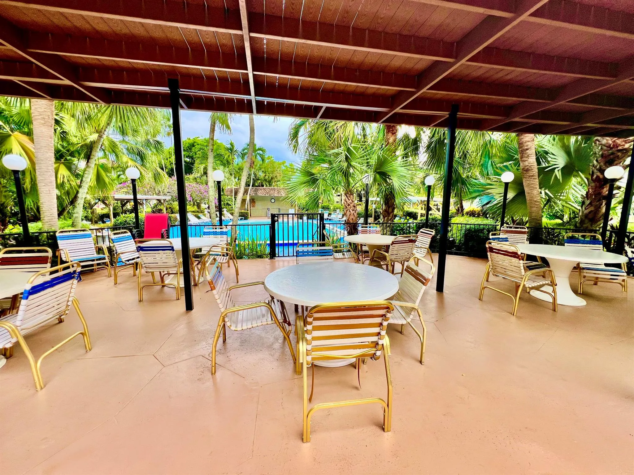 5141 W Oakland Park Boulevard, #201